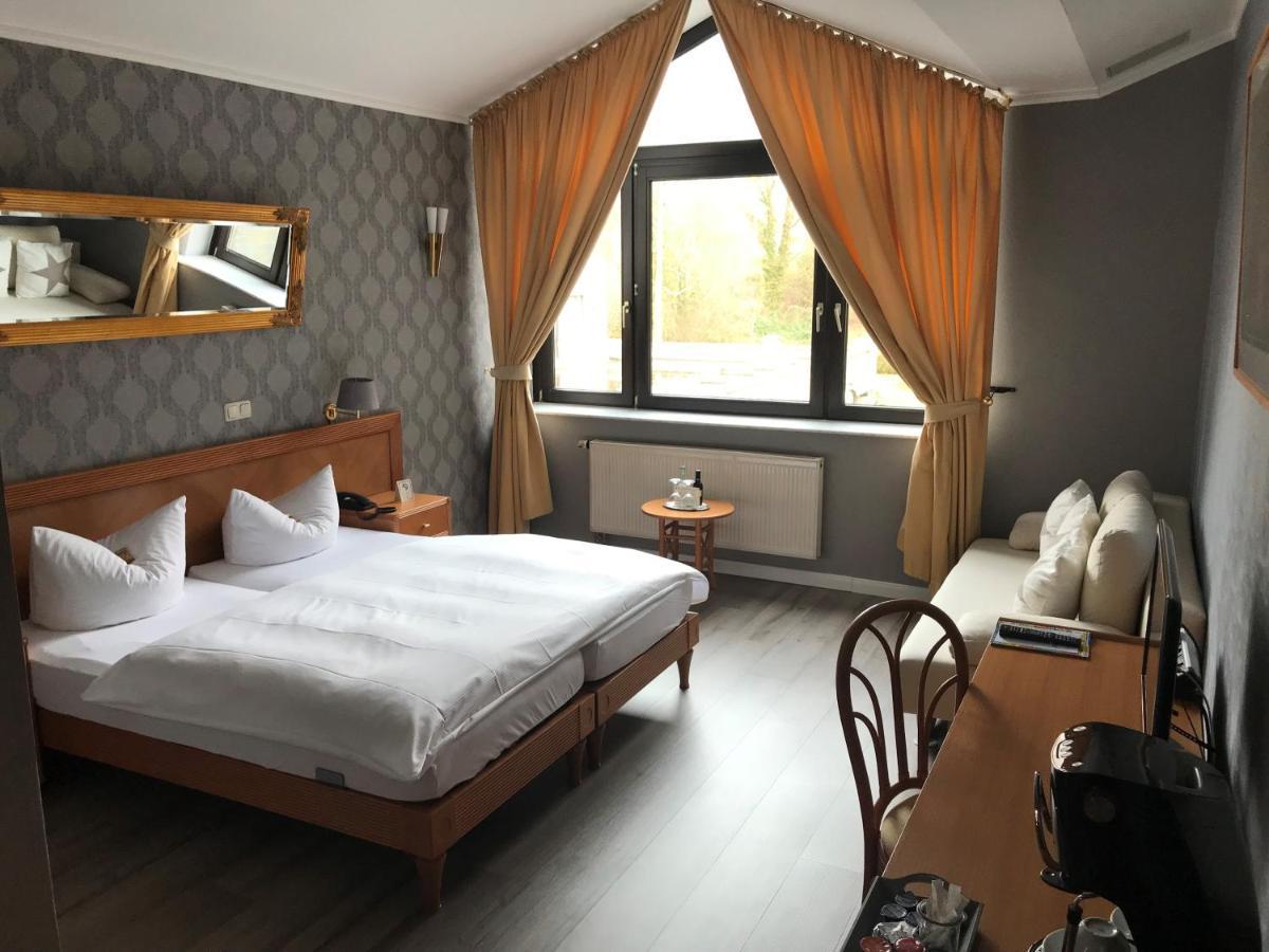 Burg Wegberg Hotel & Eventlocation Eksteriør bilde