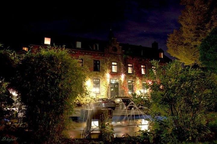 Burg Wegberg Hotel & Eventlocation Eksteriør bilde